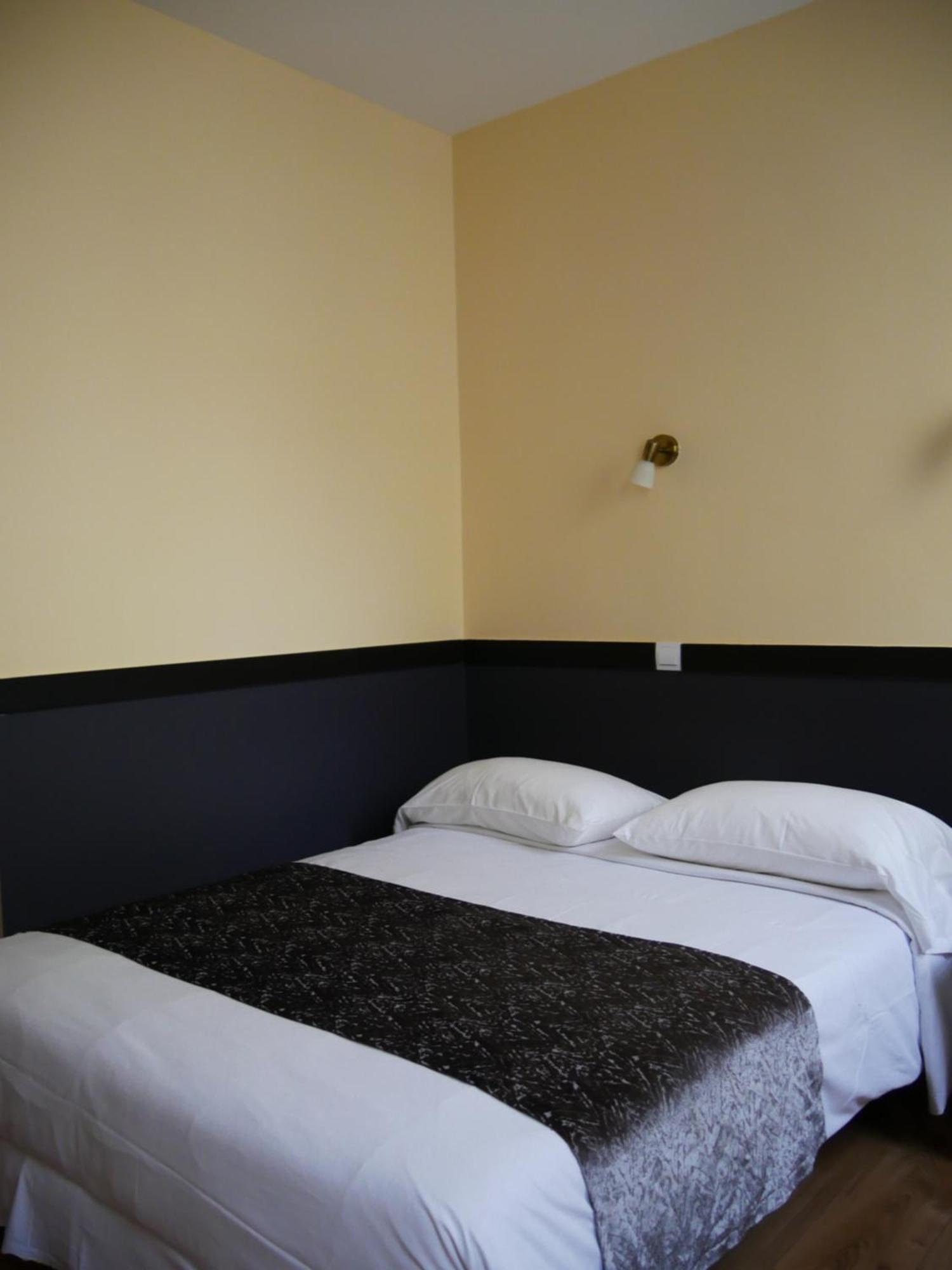 Des Bains A 10 Min De Paris 2*