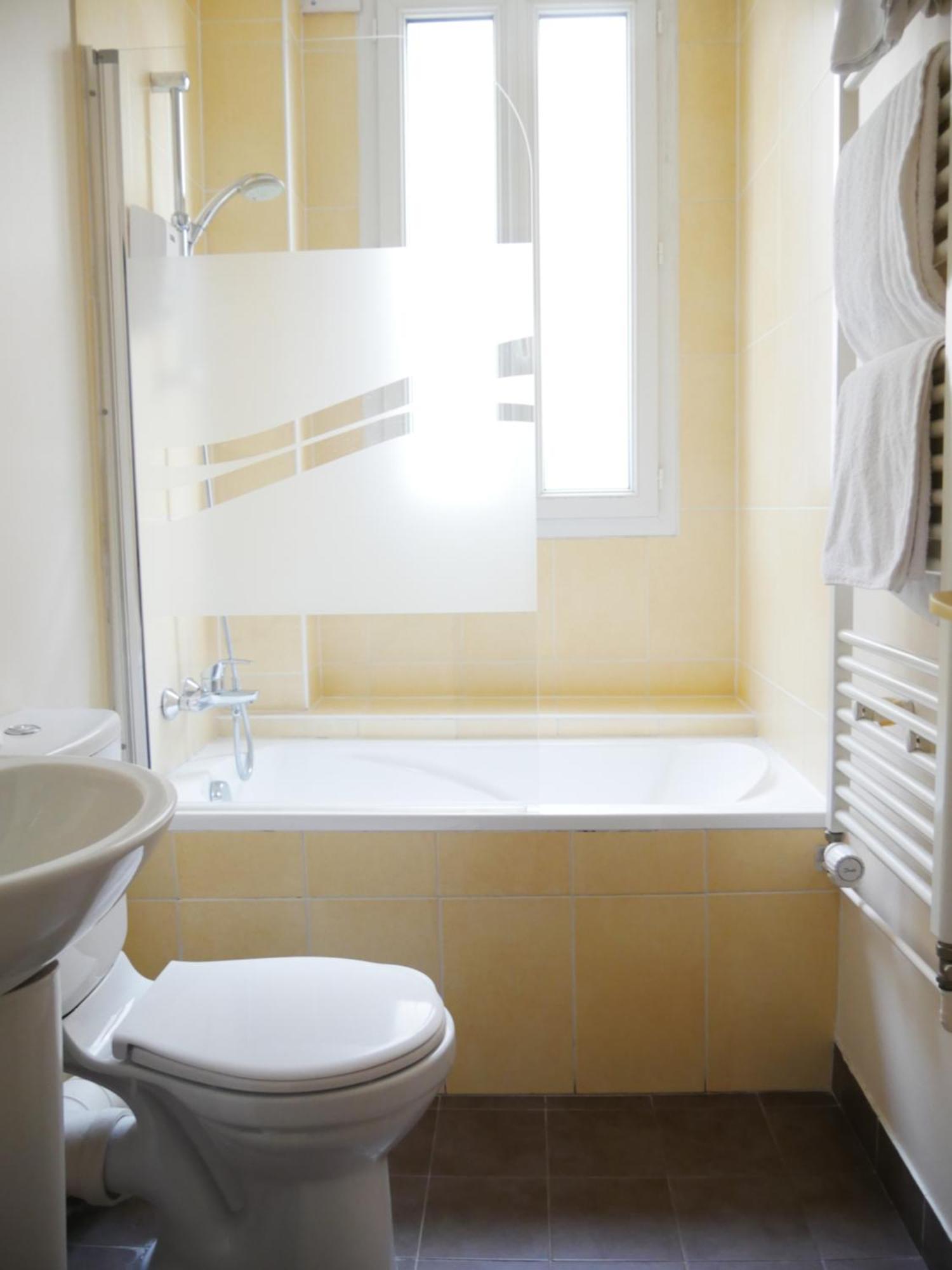 Hotel Des Bains A 10 Min De Paris Maisons-Alfort