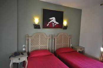 Des Bains A 10 Min De Paris 2*